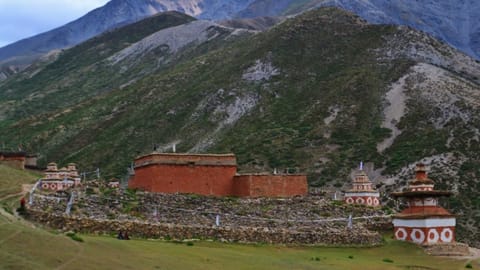 dolpo-shey-gompa-jpg.jpg