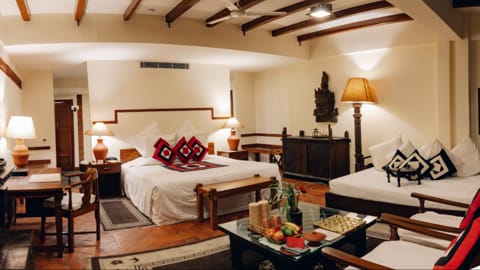 Dwarikas Hotel - Schlafzimmer einer Junior-Suite