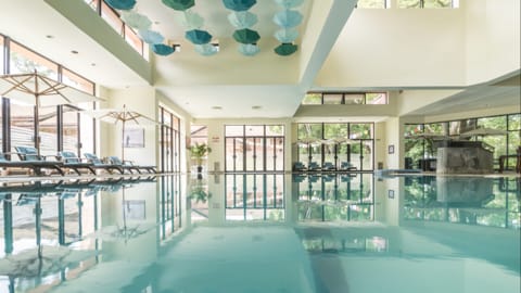 gokarna-forest-resort-swimming-pool.jpg