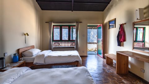 Landruk-Lodge - bedroom