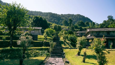 Majgaon-Lodge - exterior with surounding area