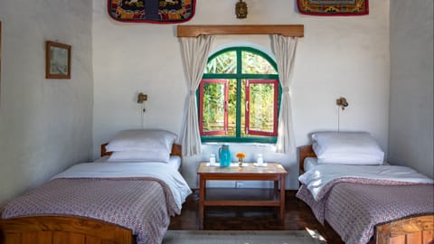 Majgaon Lodge - Bedroom