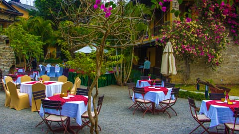 Temple Tree Resort - Innenhof